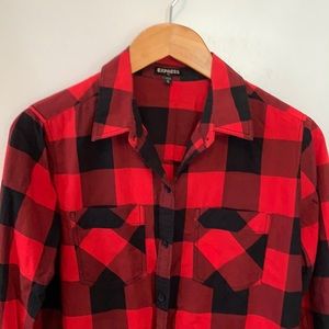 Red Buffalo print Express shirt